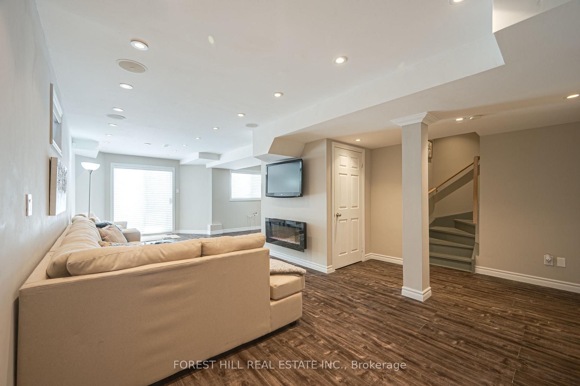 Photo 29 of 74 Solway Avenue, Vaughan, Maple — HOMEH