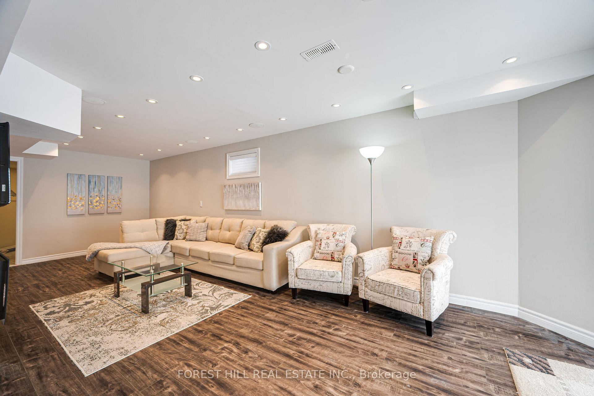 Photo 31 of 74 Solway Avenue, Vaughan, Maple — HOMEH