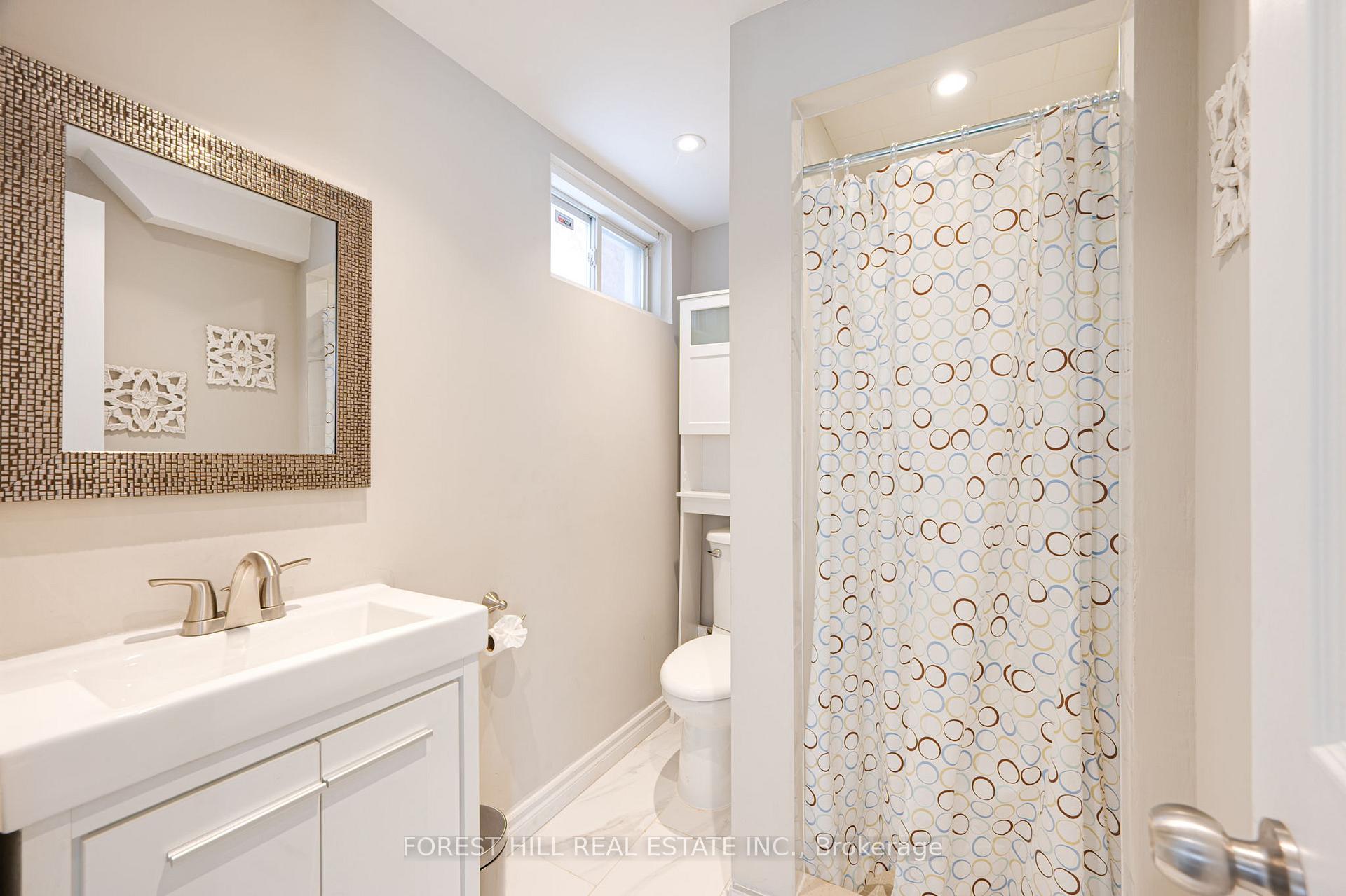 Photo 34 of 74 Solway Avenue, Vaughan, Maple — HOMEH