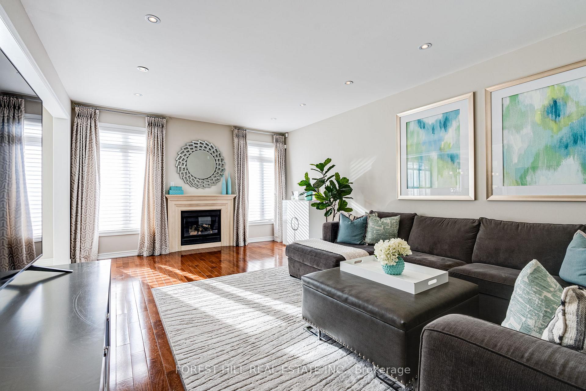 Photo 13 of 11 Hendel Drive, Vaughan, Patterson — HOMEH