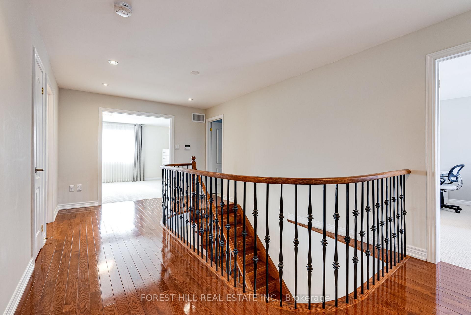Photo 21 of 11 Hendel Drive, Vaughan, Patterson — HOMEH