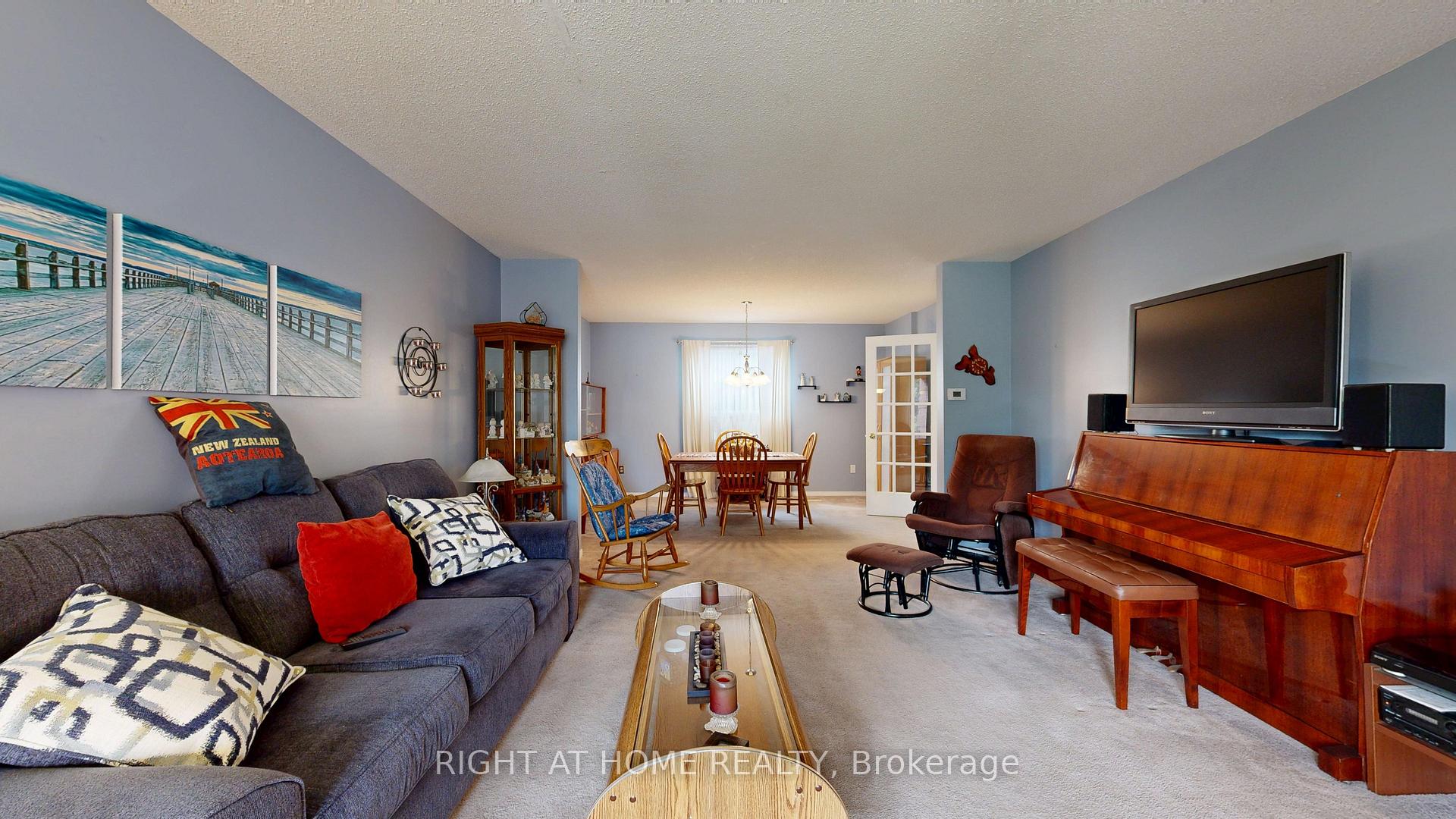Photo 20 of 212 Delaney Drive, Ajax, Central West — HOMEH