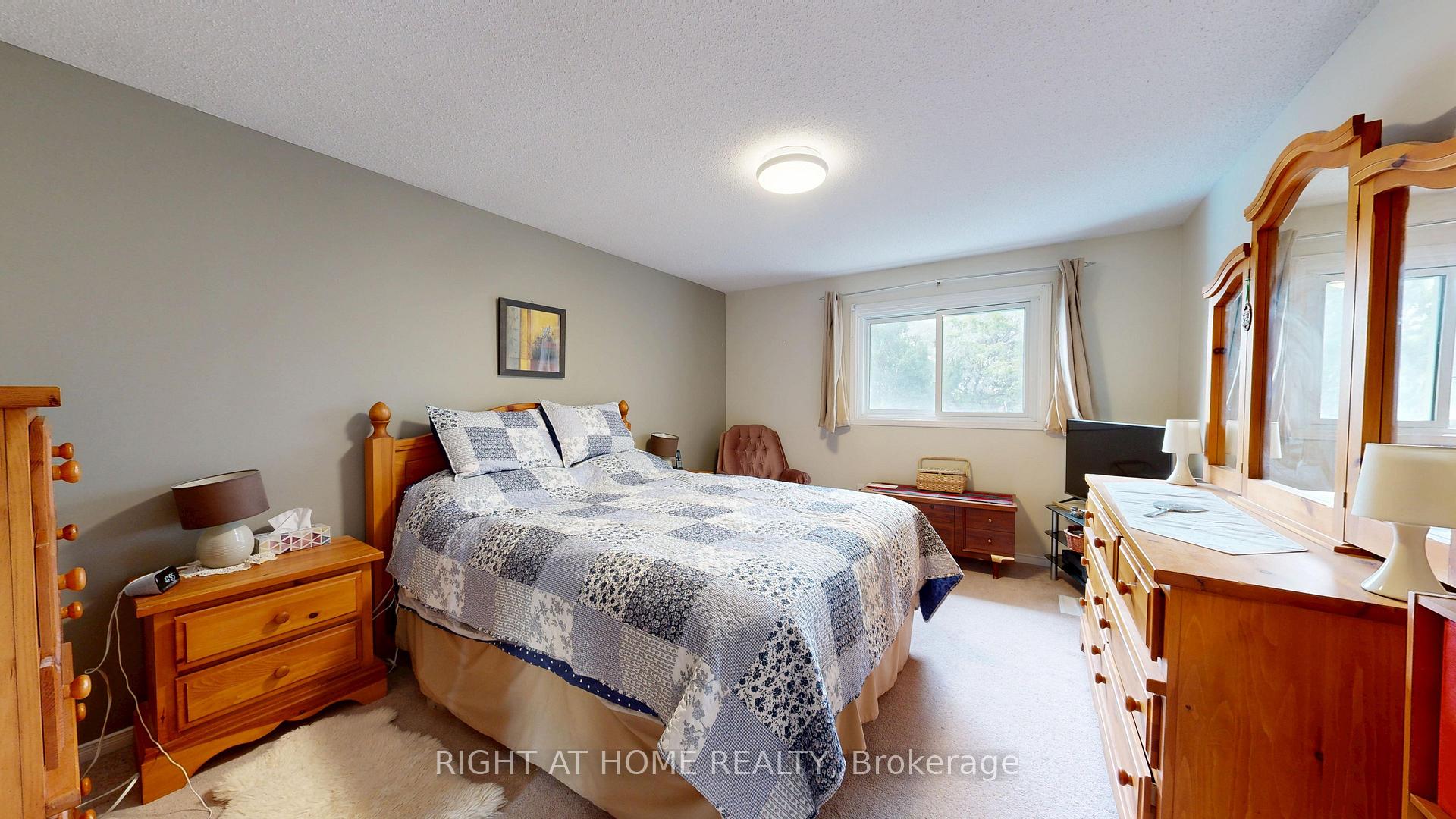 Photo 30 of 212 Delaney Drive, Ajax, Central West — HOMEH