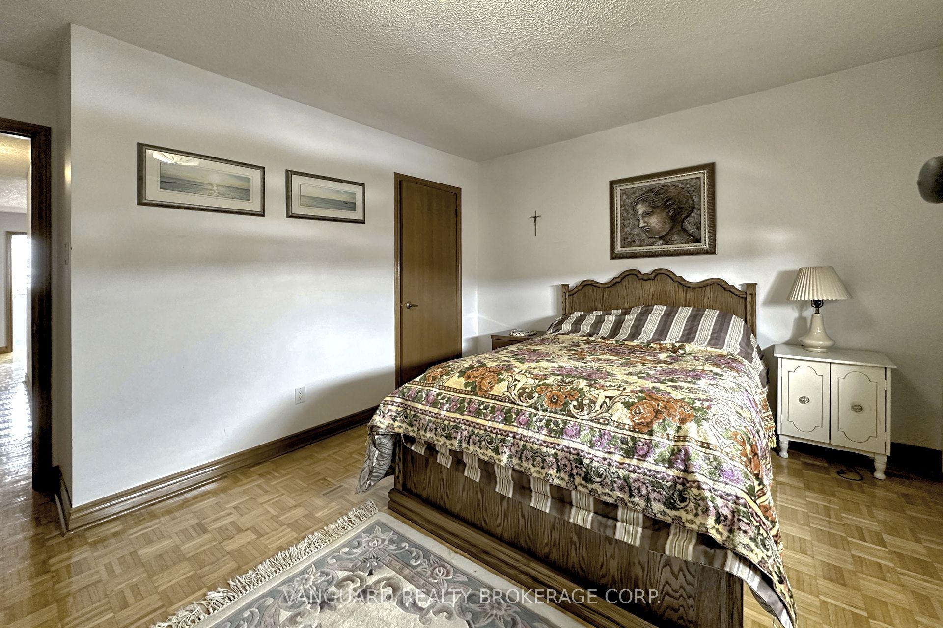 Photo 25 of 50 Cabinet Crescent, Vaughan, West Woodbridge — HOMEH
