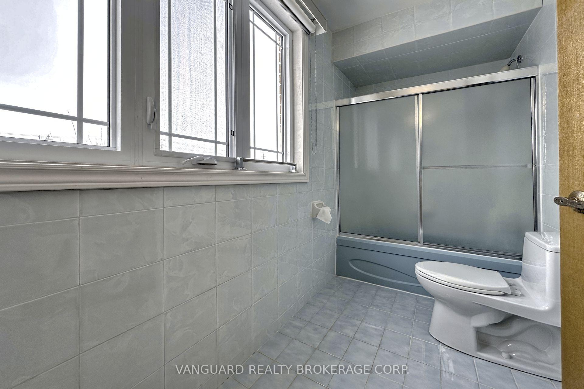 Photo 31 of 50 Cabinet Crescent, Vaughan, West Woodbridge — HOMEH