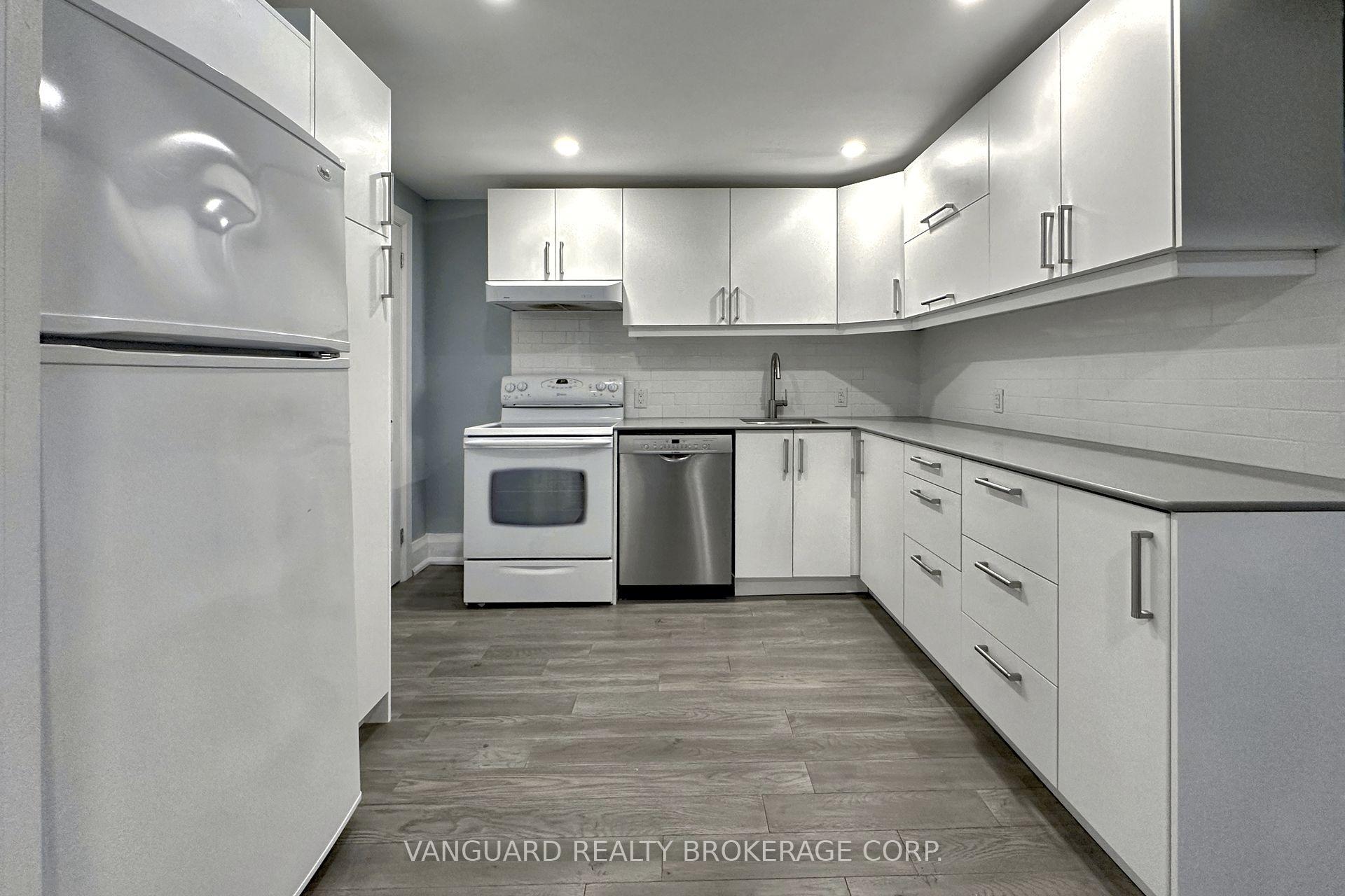 Photo 37 of 50 Cabinet Crescent, Vaughan, West Woodbridge — HOMEH