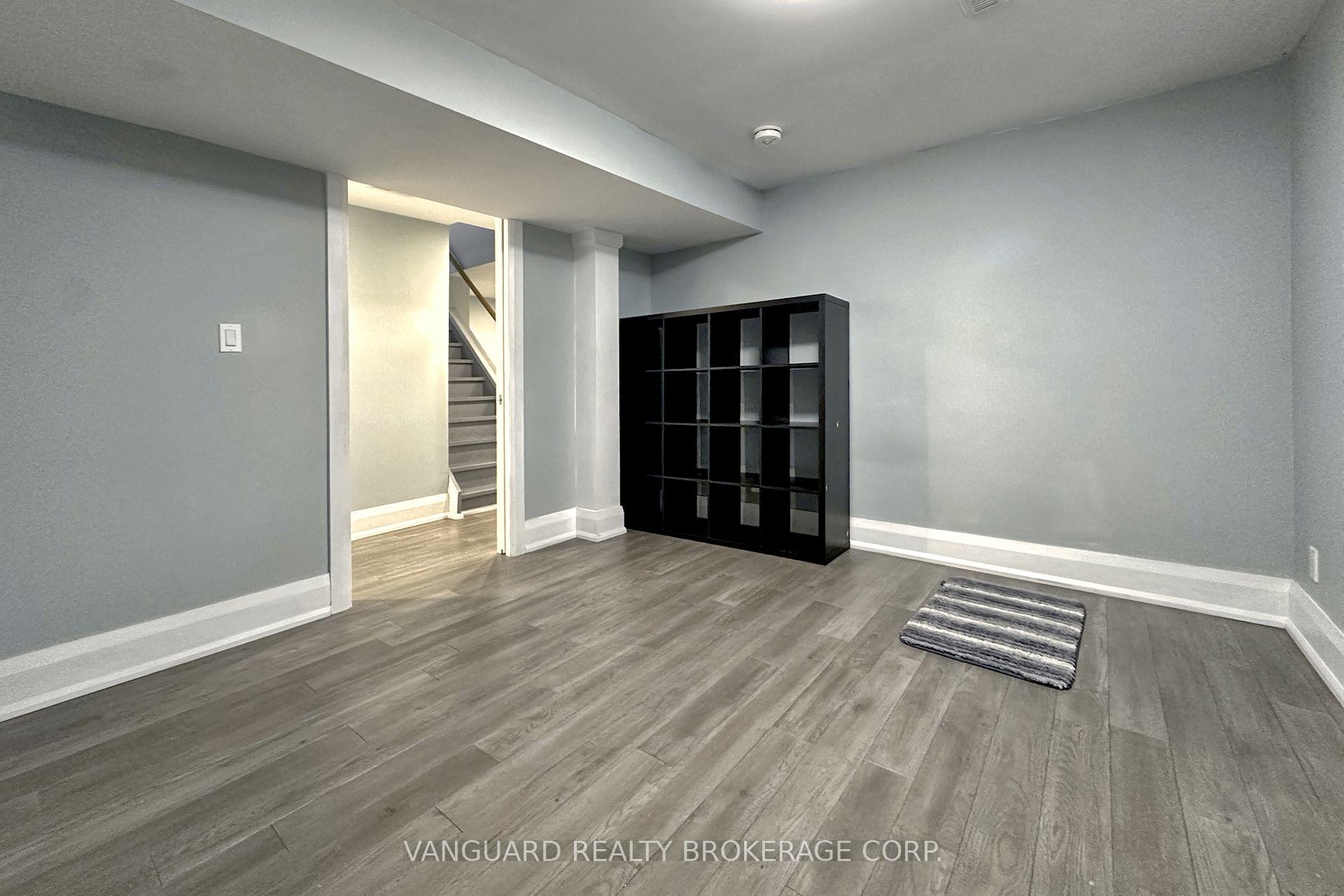 Photo 41 of 50 Cabinet Crescent, Vaughan, West Woodbridge — HOMEH