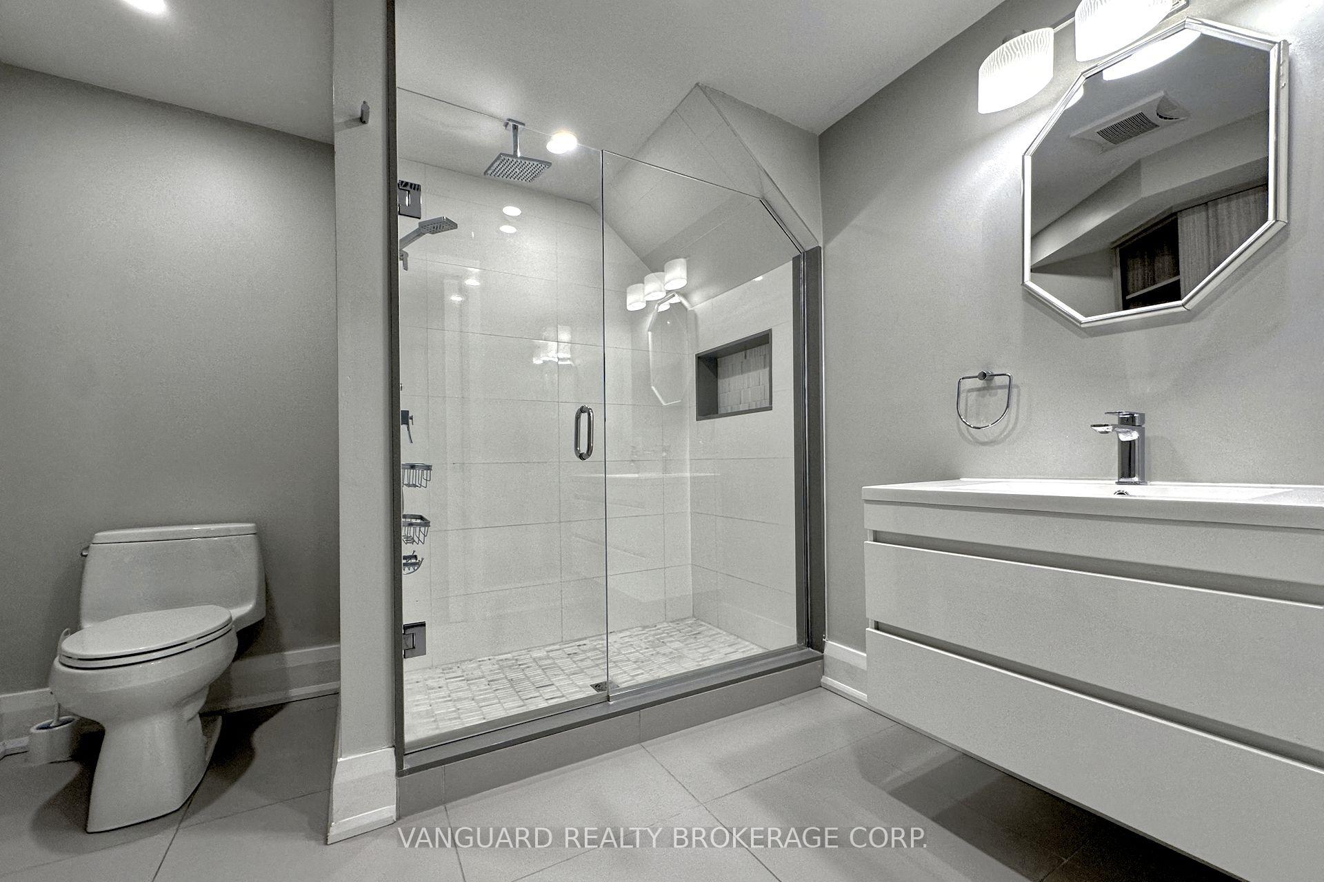 Photo 42 of 50 Cabinet Crescent, Vaughan, West Woodbridge — HOMEH
