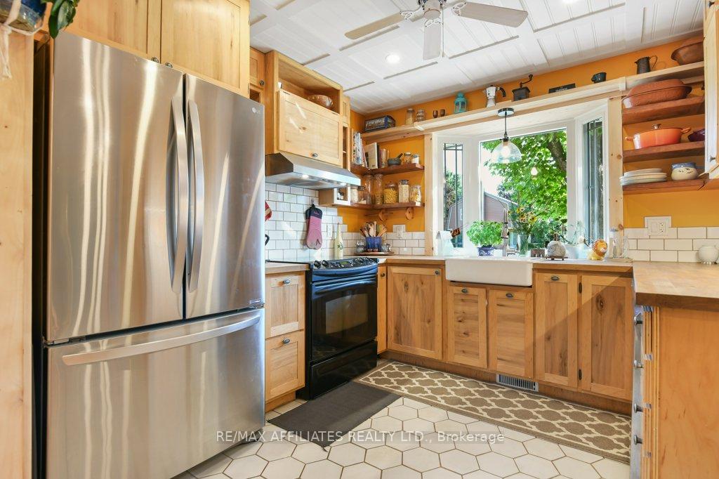 Photo 8 of 33 Julian Street, Carleton Place — HOMEH