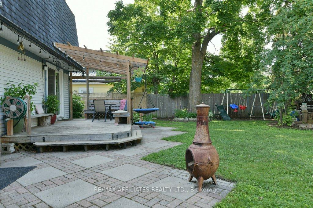 Photo 25 of 33 Julian Street, Carleton Place — HOMEH