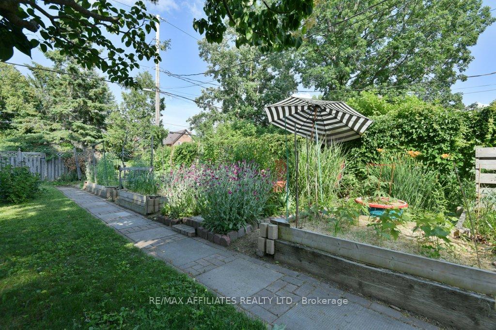 Photo 32 of 33 Julian Street, Carleton Place — HOMEH