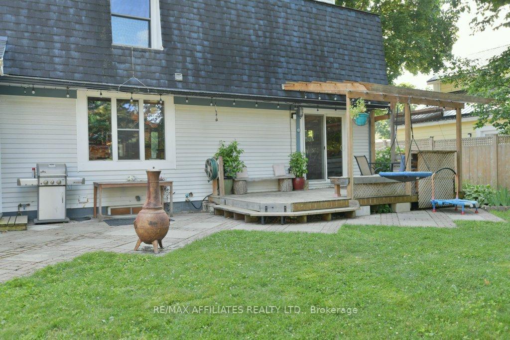 Photo 31 of 33 Julian Street, Carleton Place — HOMEH