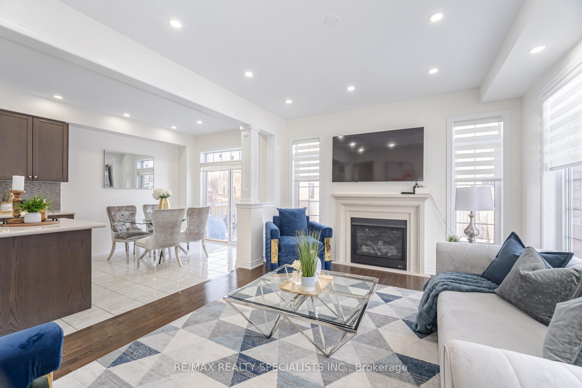Photo 9 of 209 Kincardine Street, Vaughan, Kleinburg — HOMEH