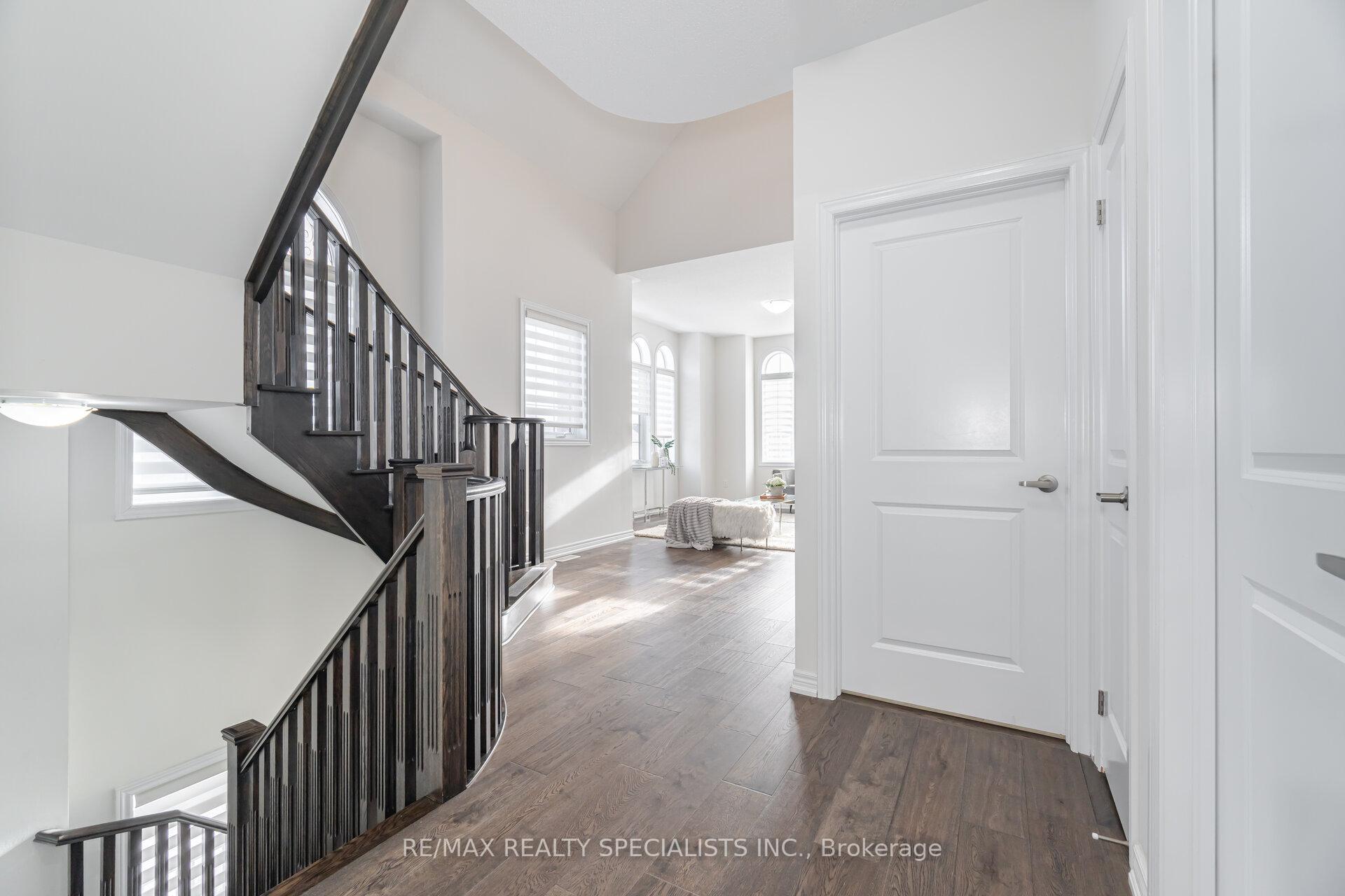 Photo 15 of 209 Kincardine Street, Vaughan, Kleinburg — HOMEH