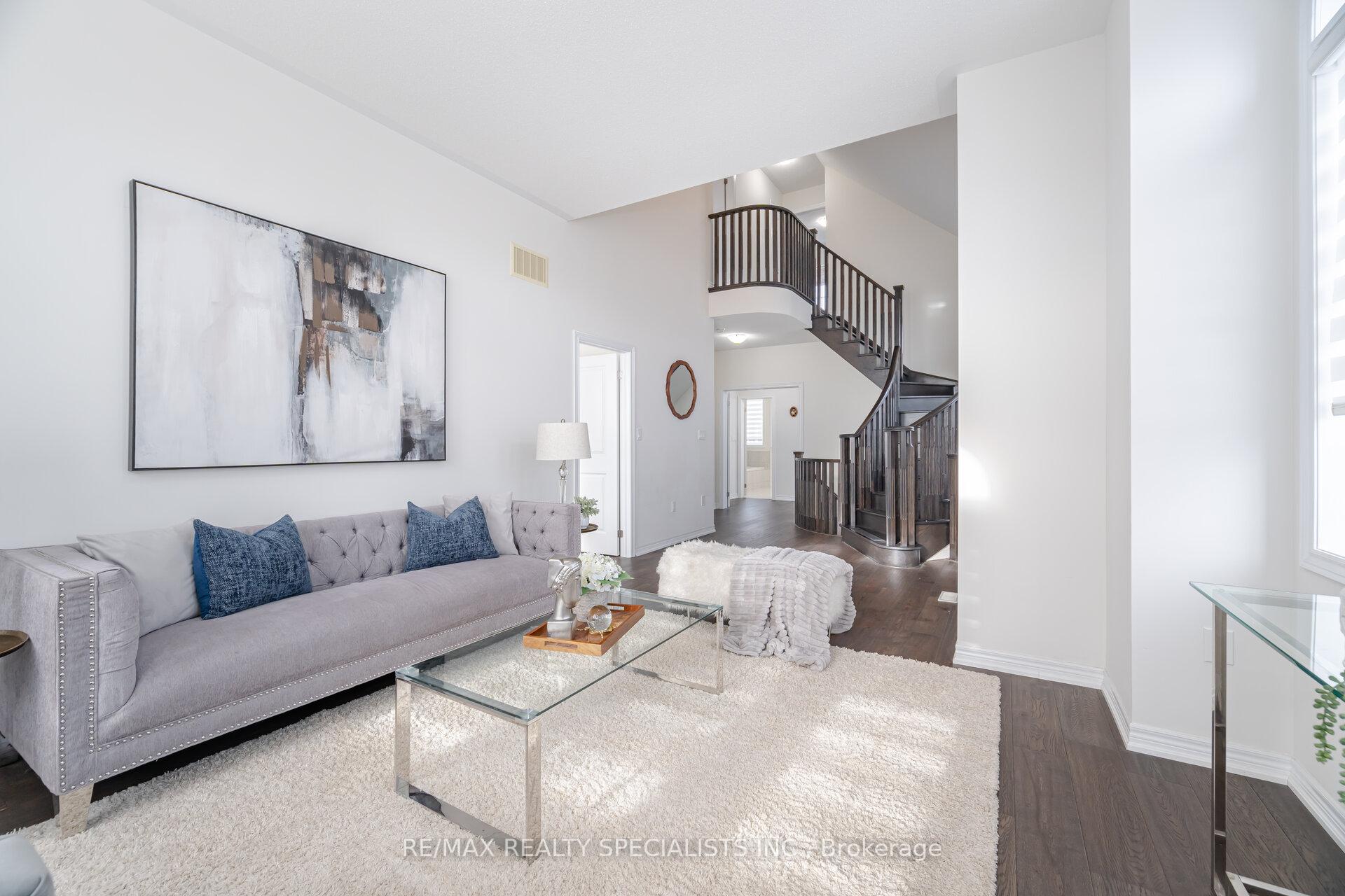 Photo 17 of 209 Kincardine Street, Vaughan, Kleinburg — HOMEH