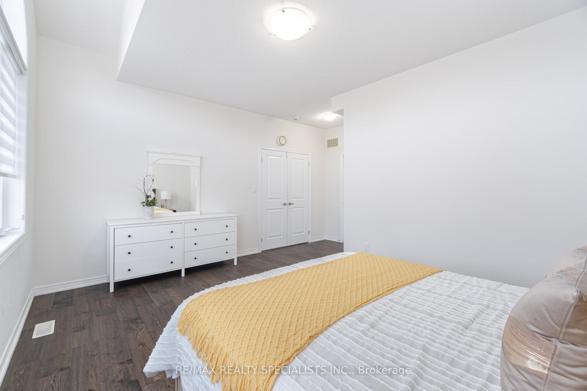 Photo 20 of 209 Kincardine Street, Vaughan, Kleinburg — HOMEH