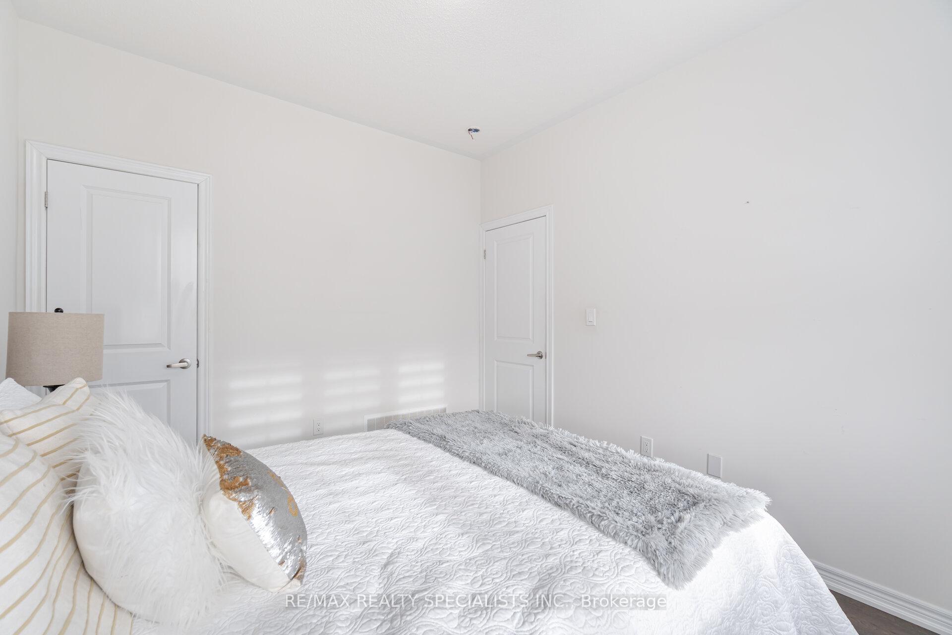 Photo 21 of 209 Kincardine Street, Vaughan, Kleinburg — HOMEH