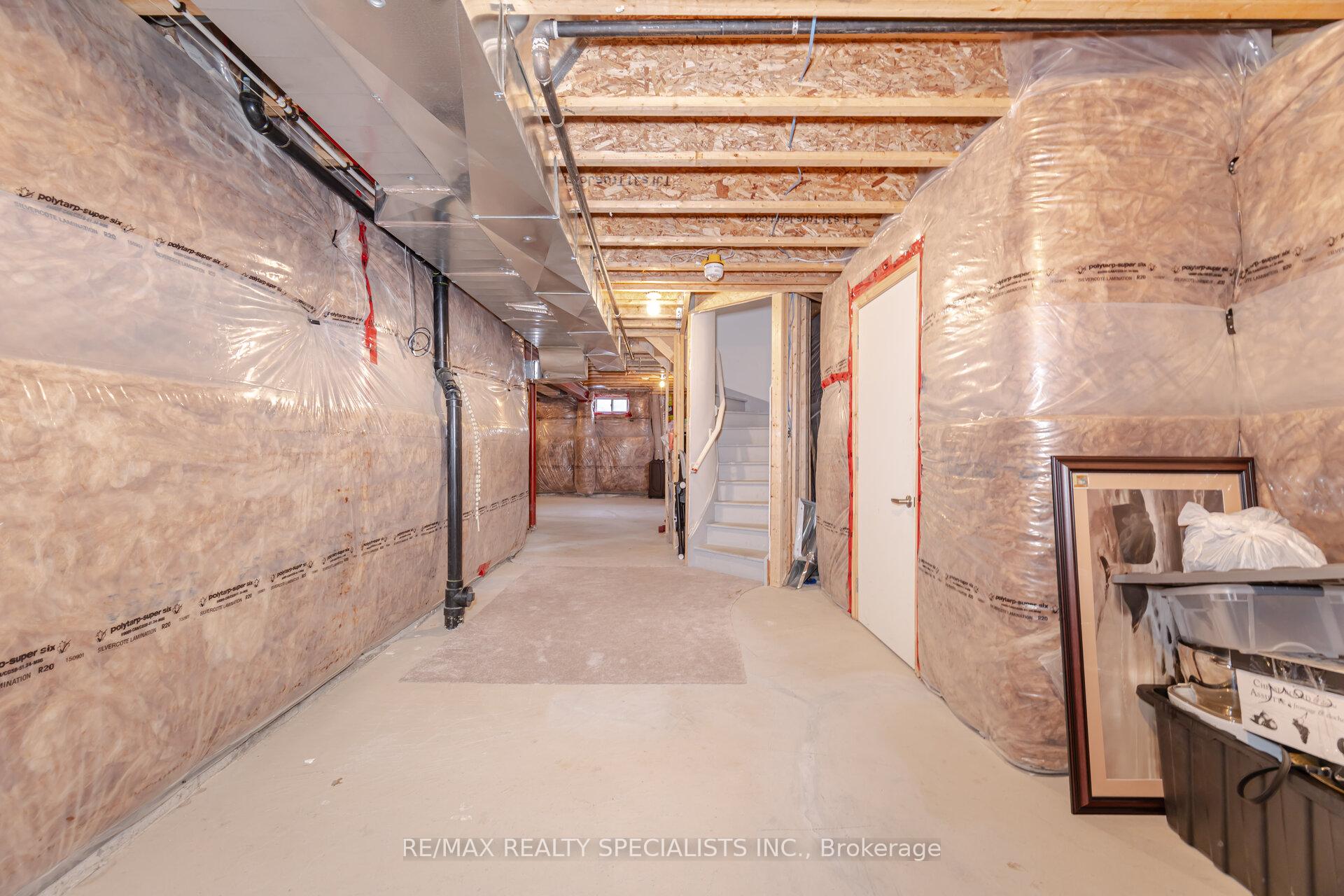 Photo 35 of 209 Kincardine Street, Vaughan, Kleinburg — HOMEH