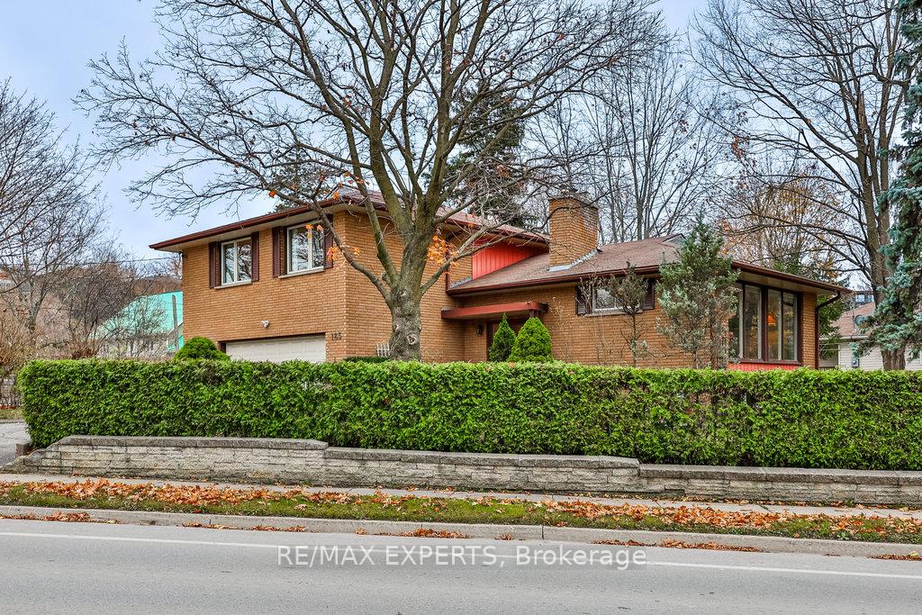 Photo 1 of 185 Willis Road, Vaughan, East Woodbridge — HOMEH