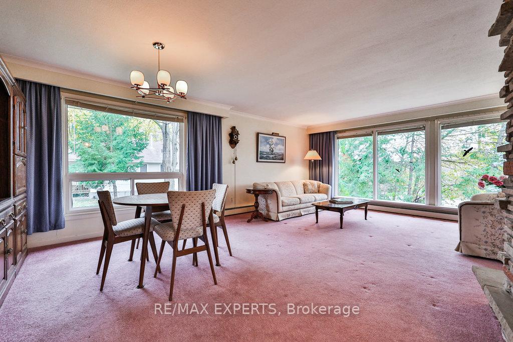Photo 5 of 185 Willis Road, Vaughan, East Woodbridge — HOMEH