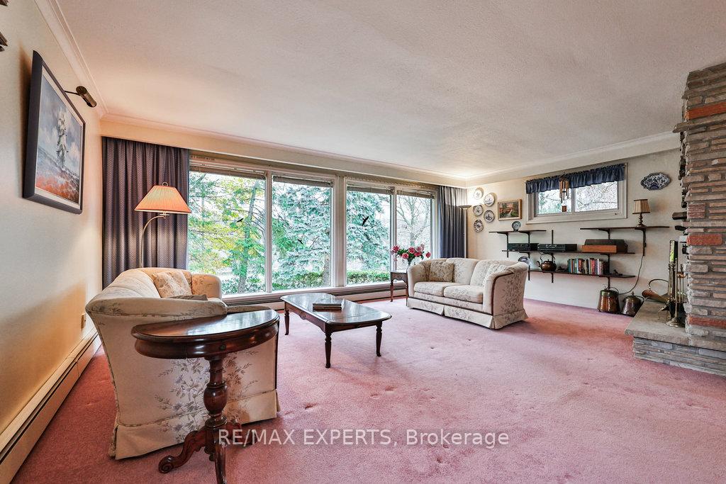 Photo 7 of 185 Willis Road, Vaughan, East Woodbridge — HOMEH