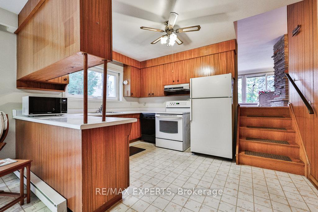 Photo 9 of 185 Willis Road, Vaughan, East Woodbridge — HOMEH