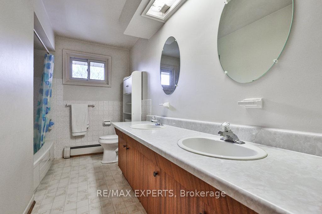 Photo 18 of 185 Willis Road, Vaughan, East Woodbridge — HOMEH