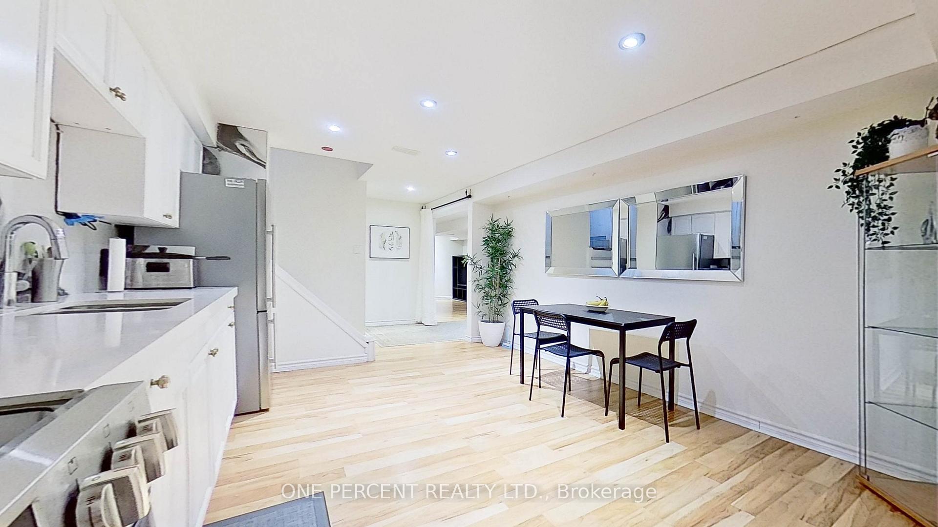 Photo 25 of 2 Levy Court, Vaughan, Vellore Village — HOMEH