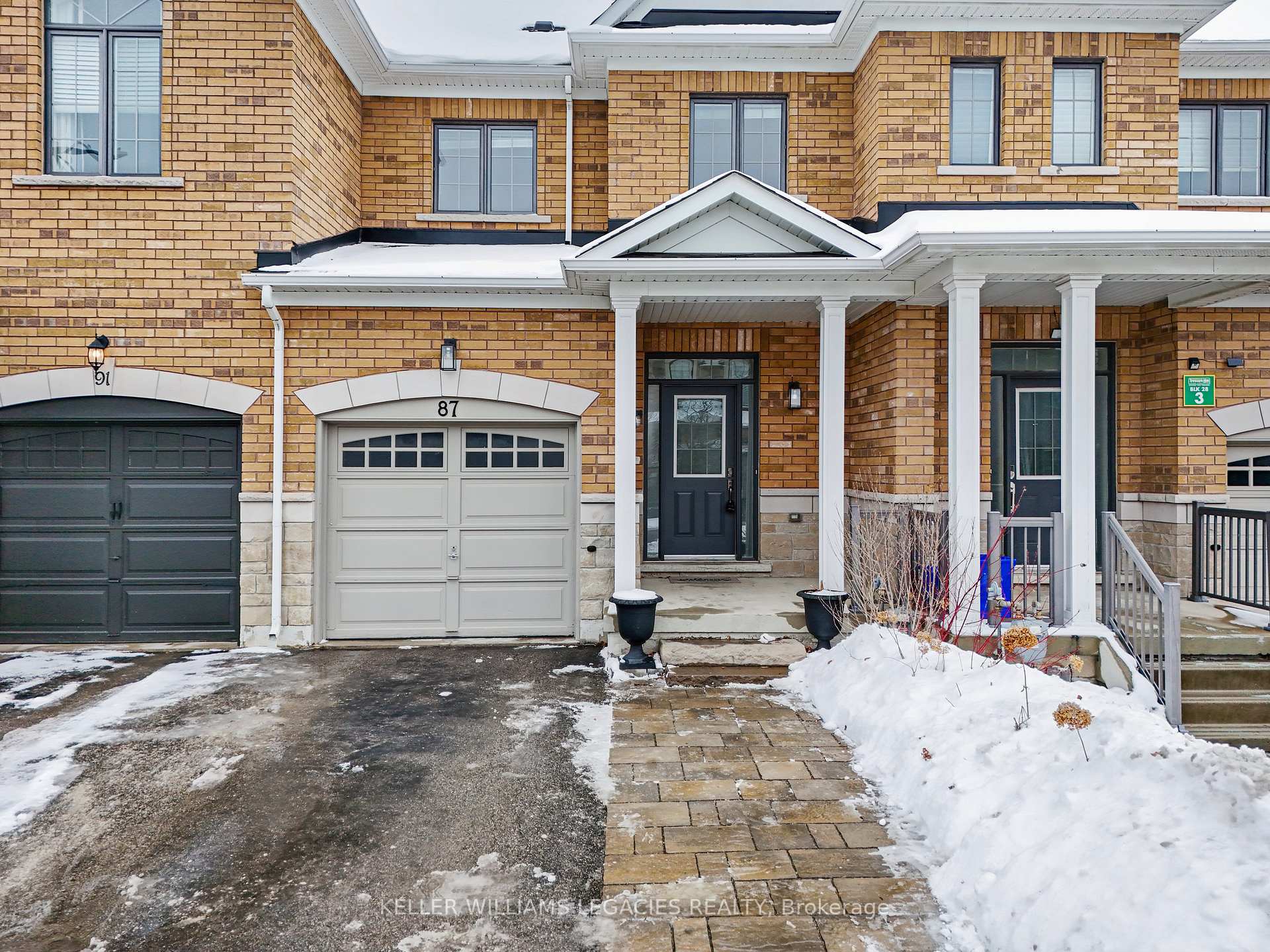 Photo 3 of 87 Alexie Way, Vaughan, Vellore Village — HOMEH