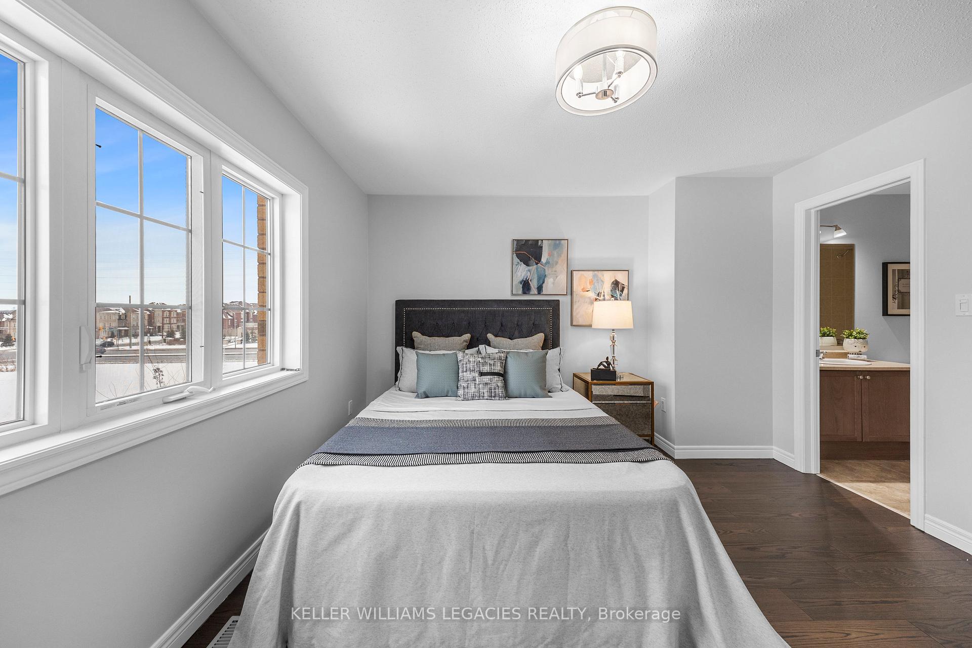 Photo 20 of 87 Alexie Way, Vaughan, Vellore Village — HOMEH