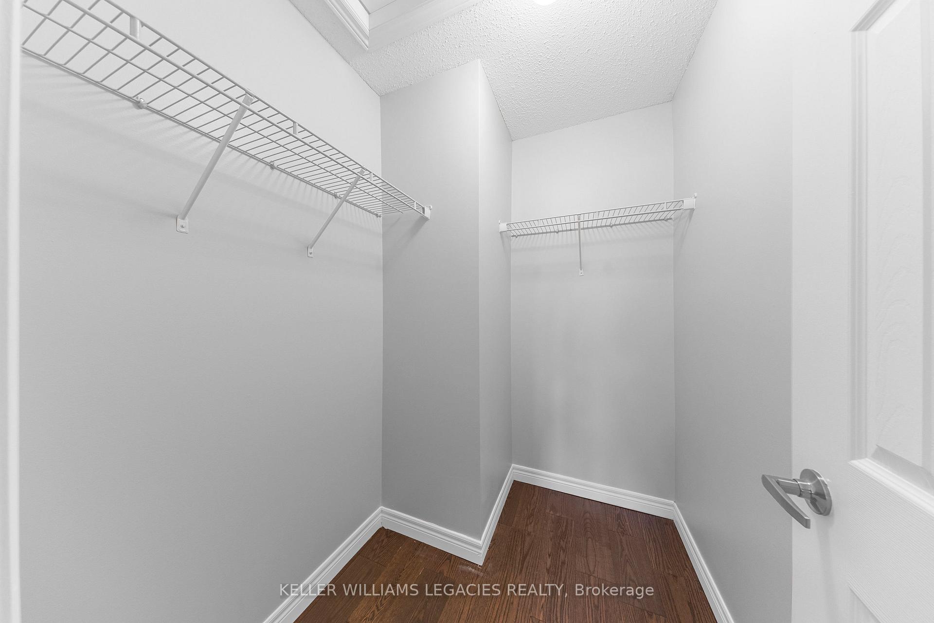 Photo 26 of 87 Alexie Way, Vaughan, Vellore Village — HOMEH