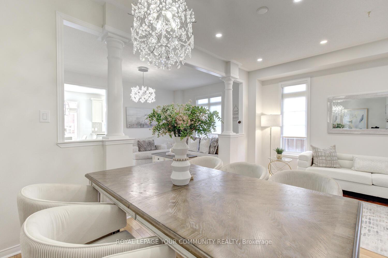Photo 11 of 22 Overlander Way, Vaughan, Patterson — HOMEH