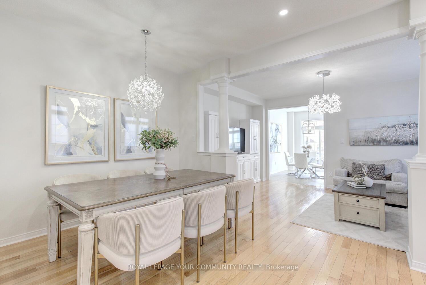 Photo 12 of 22 Overlander Way, Vaughan, Patterson — HOMEH