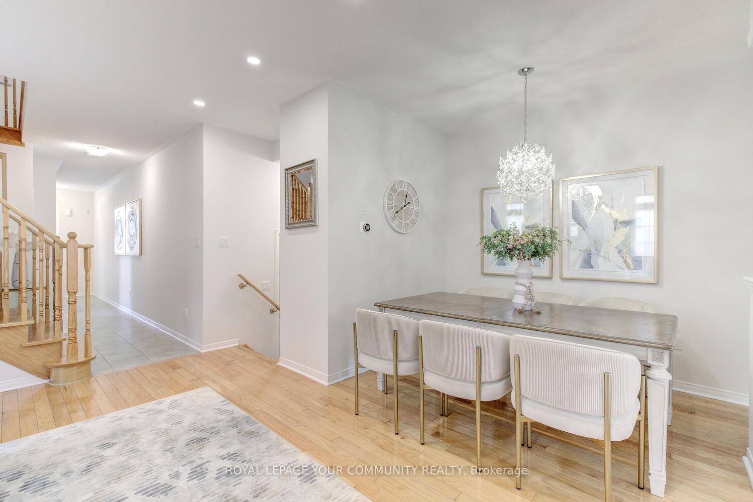 Photo 13 of 22 Overlander Way, Vaughan, Patterson — HOMEH