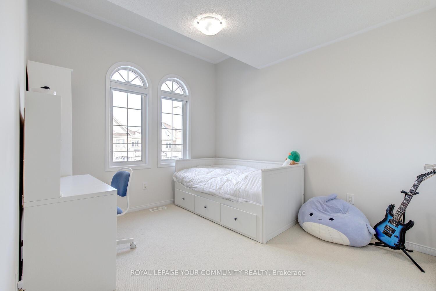 Photo 32 of 22 Overlander Way, Vaughan, Patterson — HOMEH