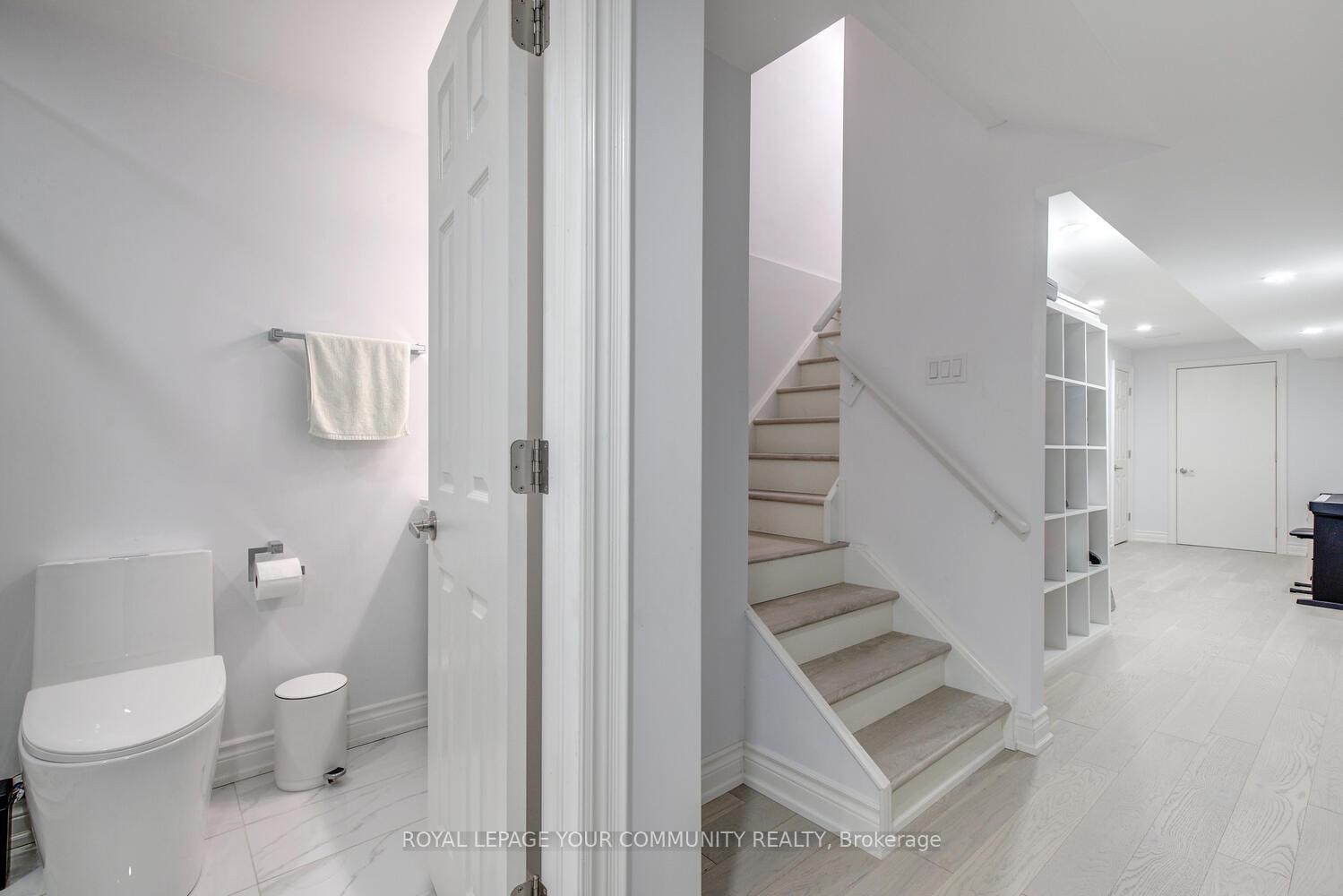 Photo 42 of 22 Overlander Way, Vaughan, Patterson — HOMEH