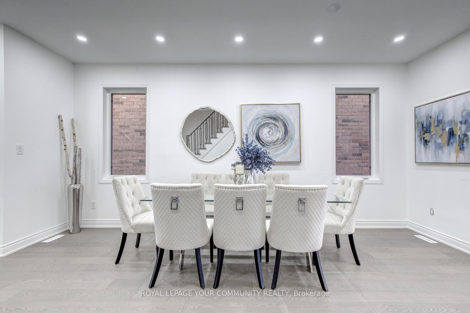 Photo 7 of 62 Laramie Crescent, Vaughan, Patterson — HOMEH