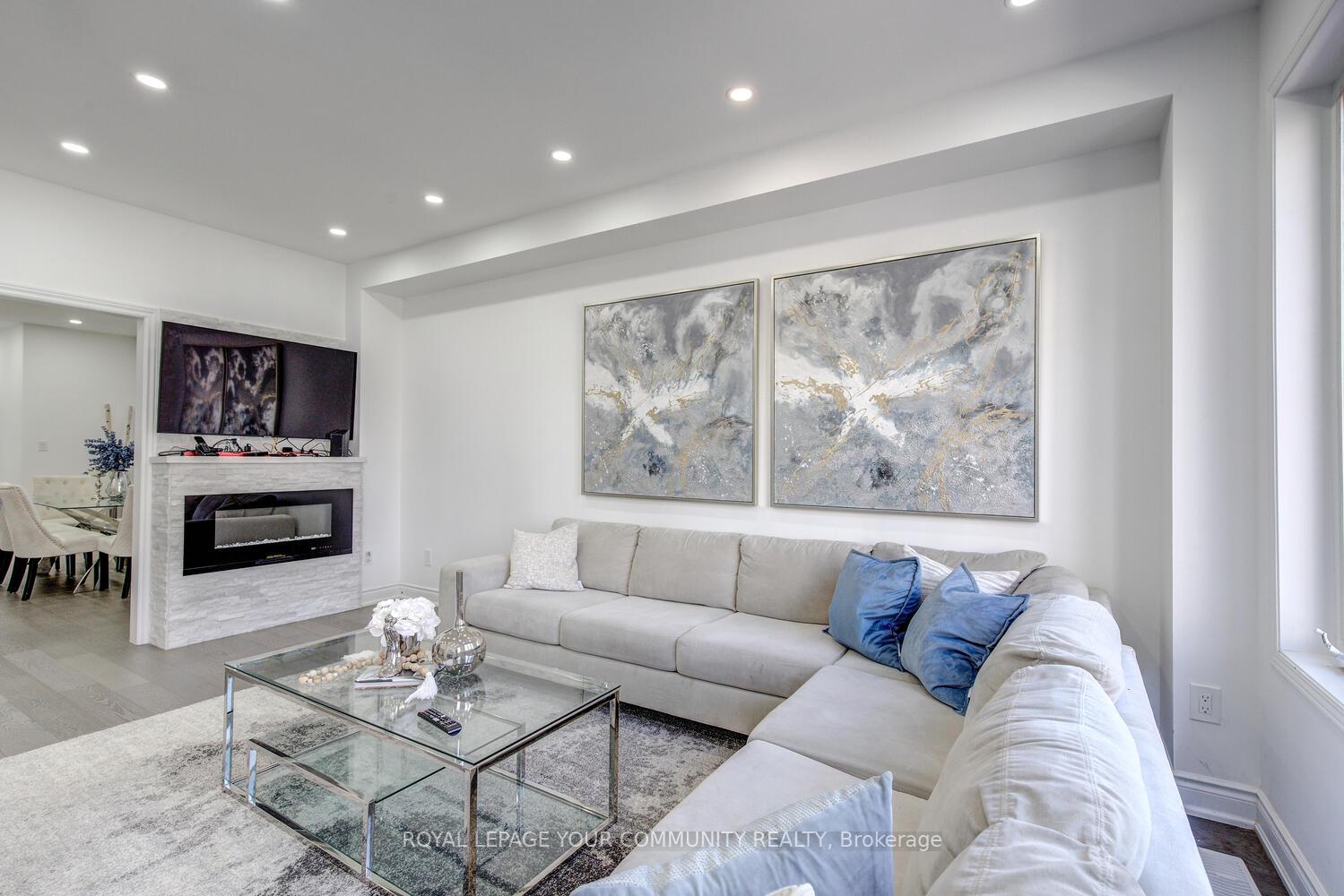 Photo 19 of 62 Laramie Crescent, Vaughan, Patterson — HOMEH