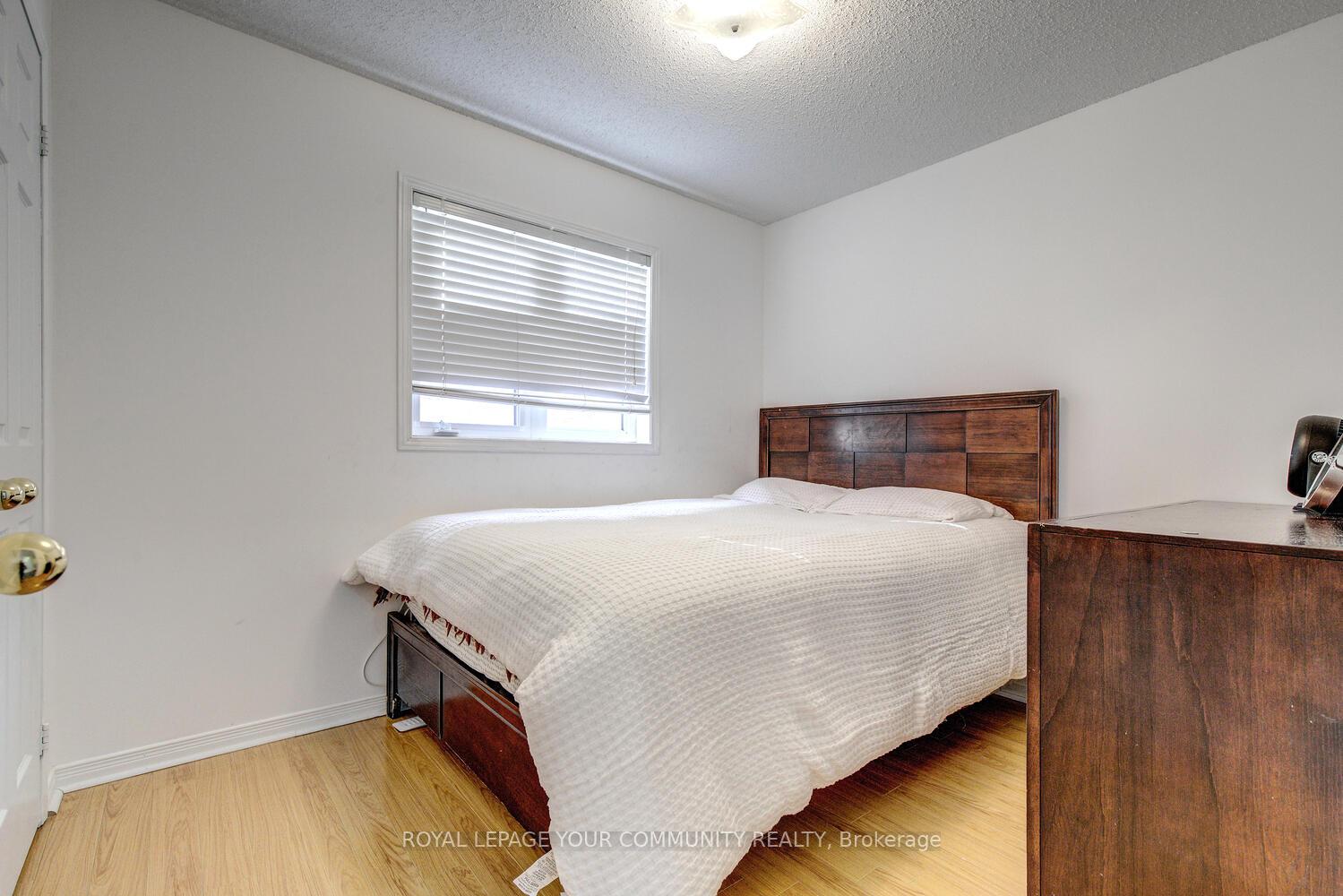 Photo 28 of 62 Laramie Crescent, Vaughan, Patterson — HOMEH