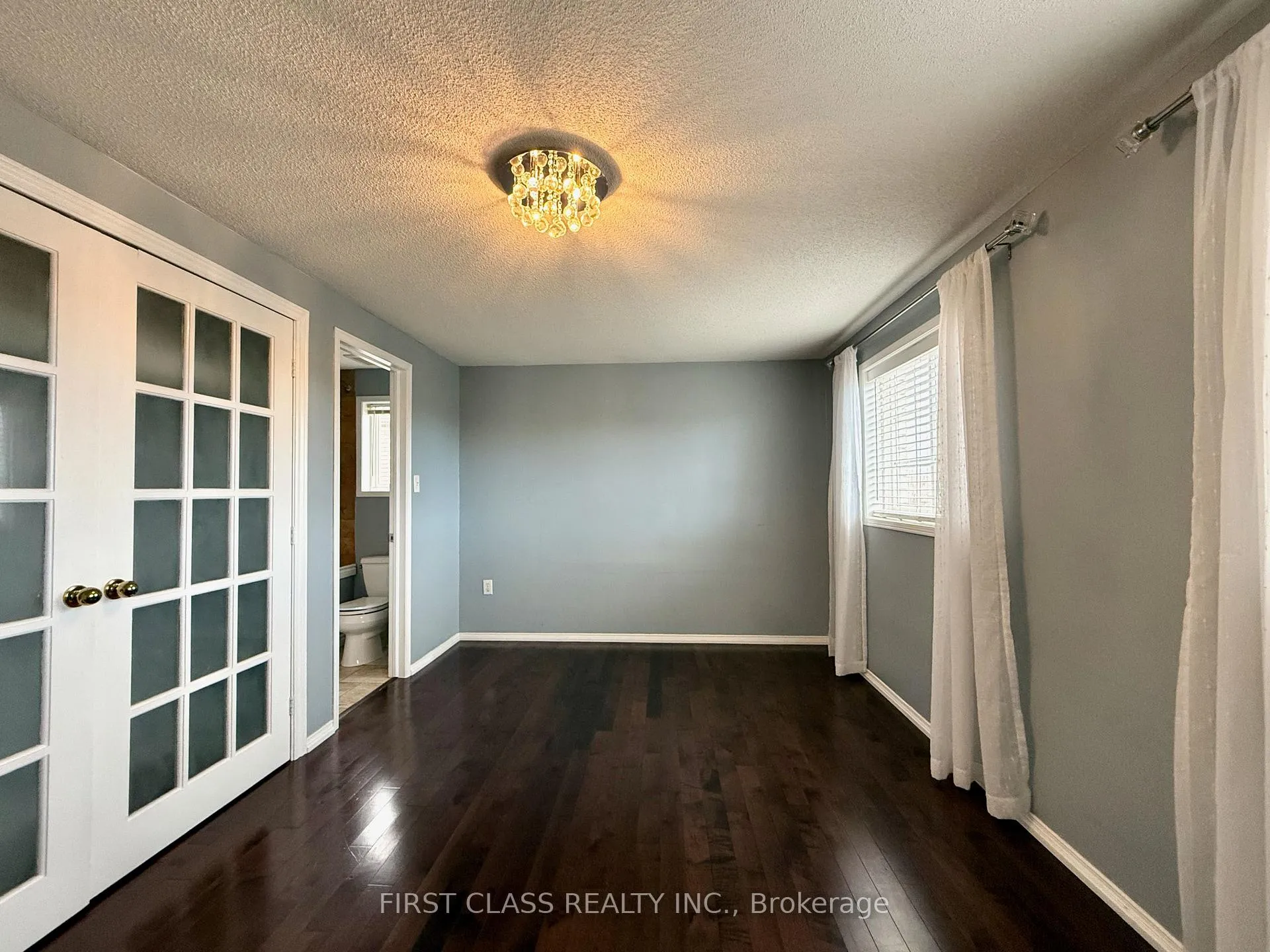 Photo 23 of 13 Benjamin Lane, Barrie, Painswick South — HOMEH