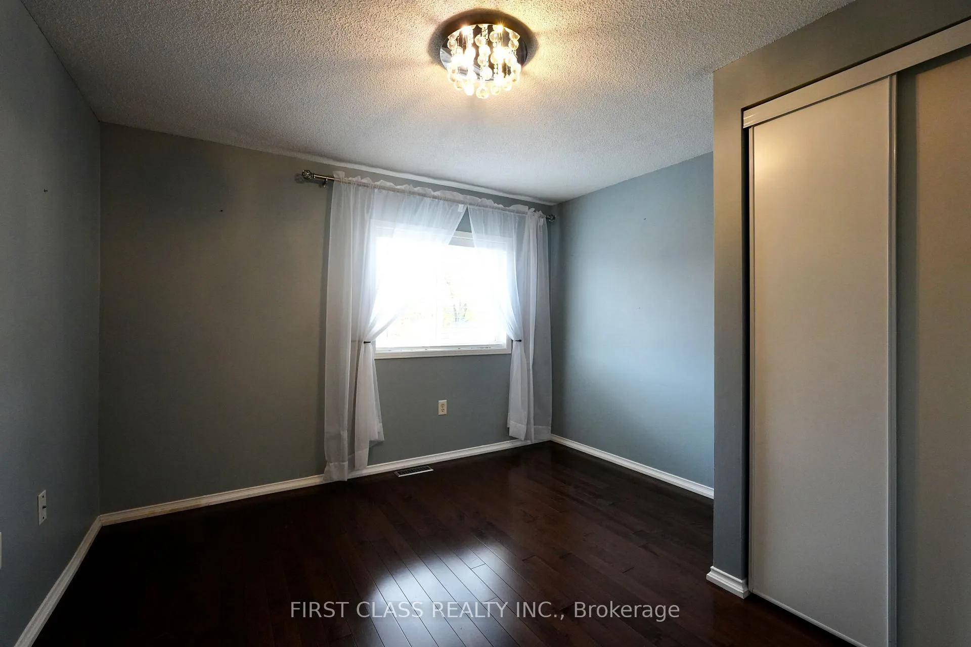 Photo 29 of 13 Benjamin Lane, Barrie, Painswick South — HOMEH