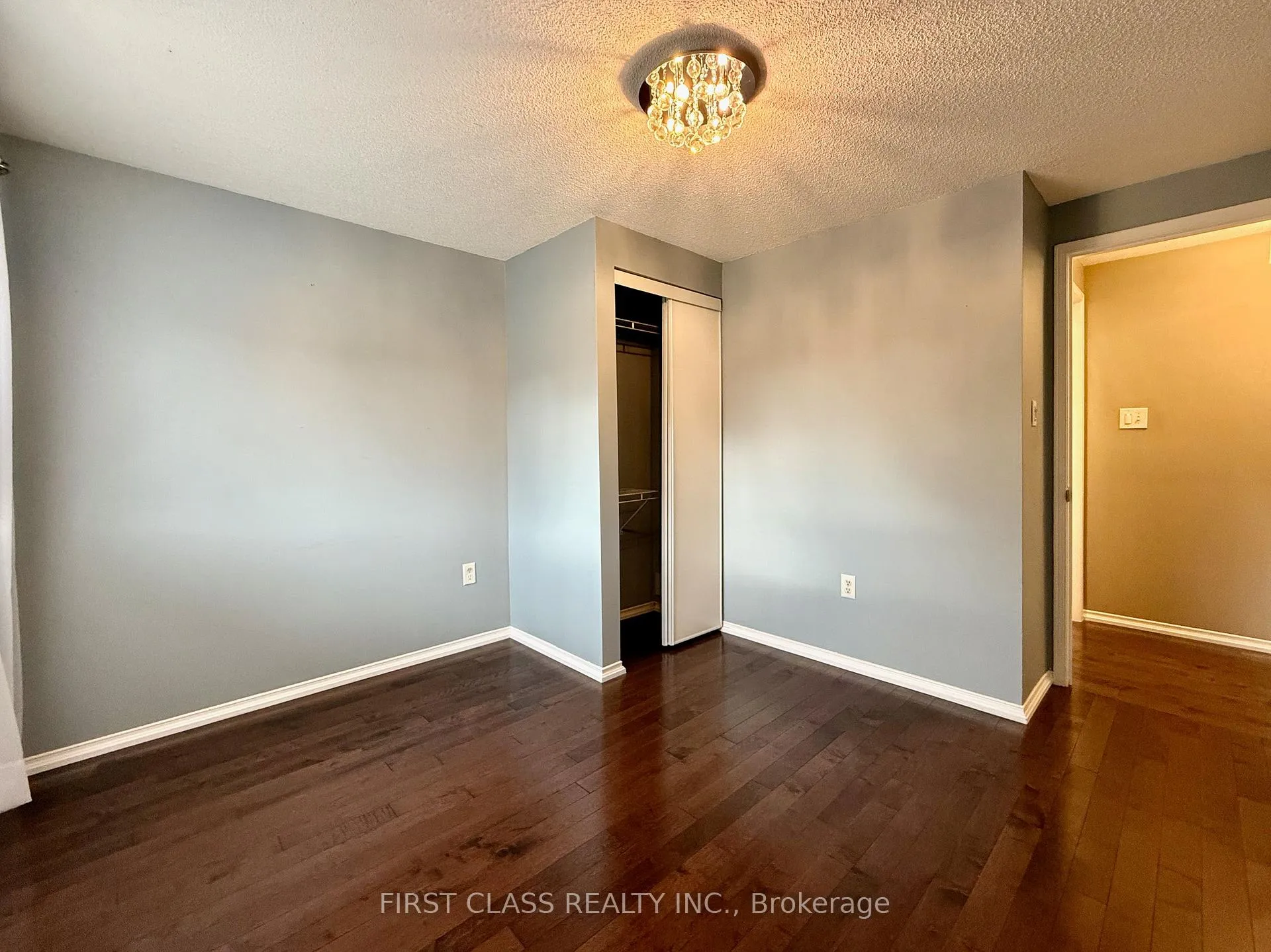 Photo 31 of 13 Benjamin Lane, Barrie, Painswick South — HOMEH
