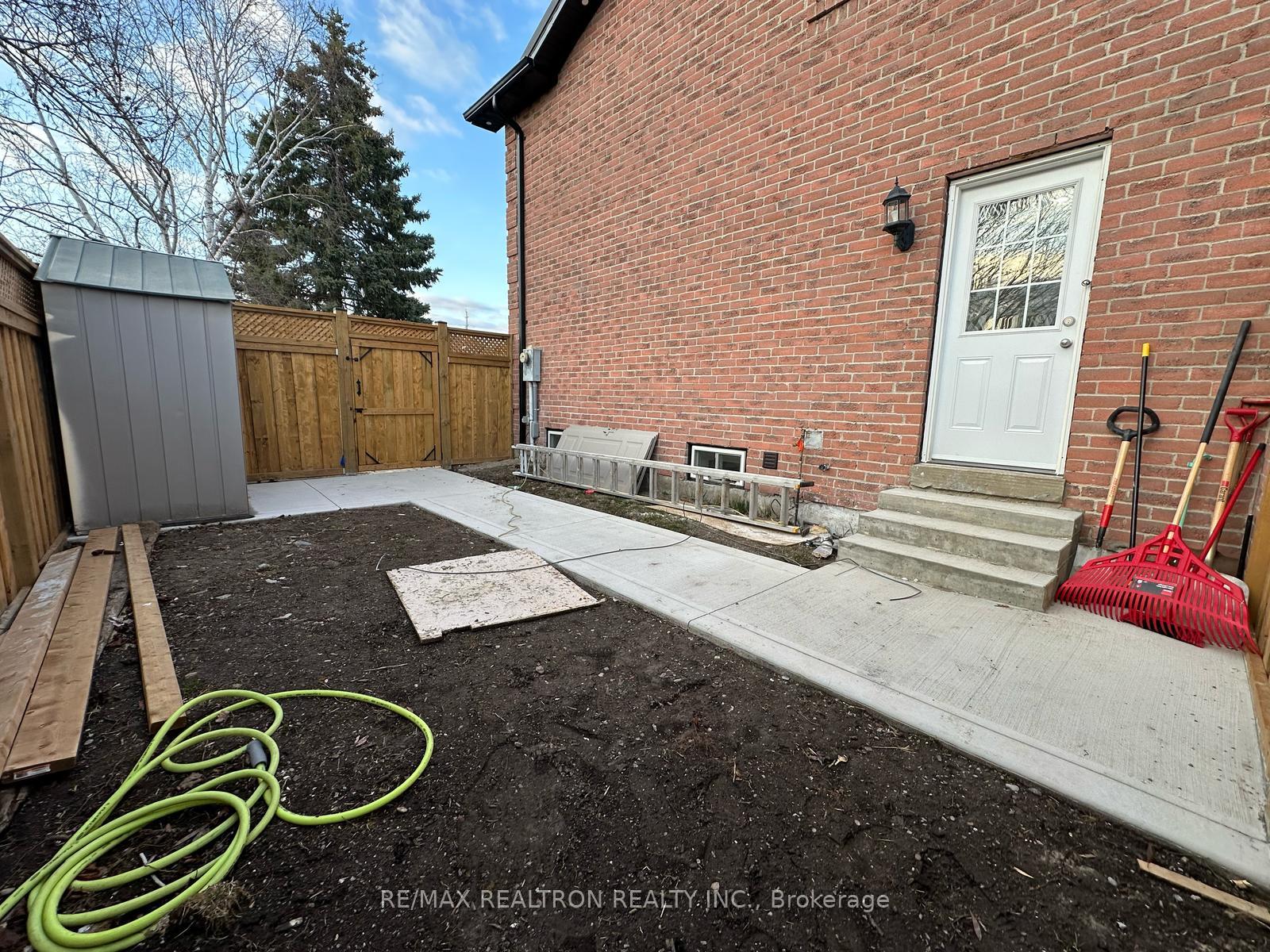 Photo 9 of 108 Marshall Crescent, Ajax, Central West — HOMEH