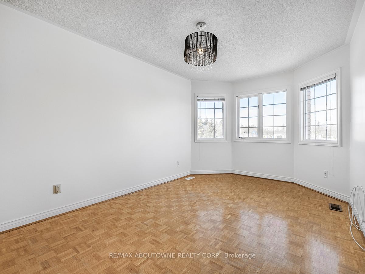 Photo 15 of 8918 Martin Grove Road, Vaughan, West Woodbridge — HOMEH