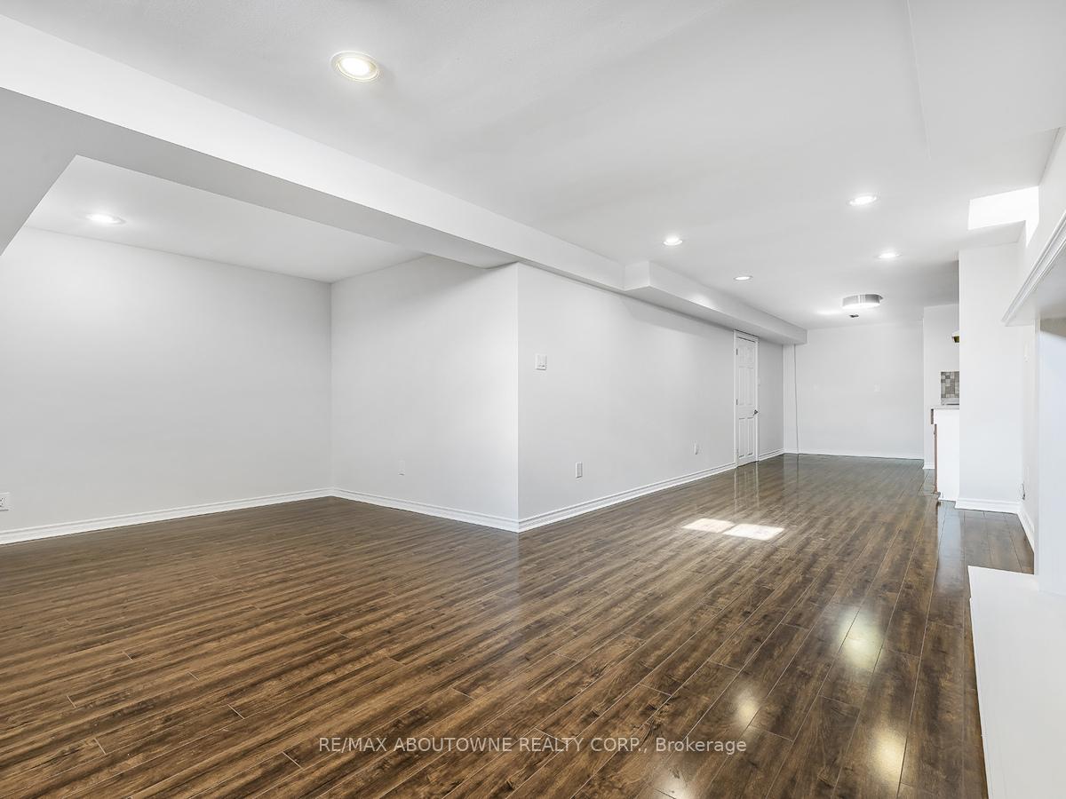 Photo 20 of 8918 Martin Grove Road, Vaughan, West Woodbridge — HOMEH