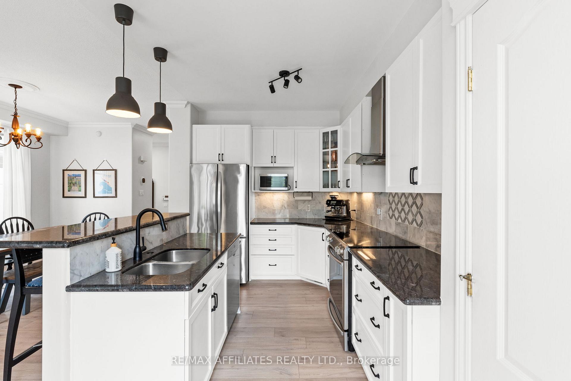 Photo 12 of 110 Waterbridge Drive, Ottawa, Barrhaven East — HOMEH
