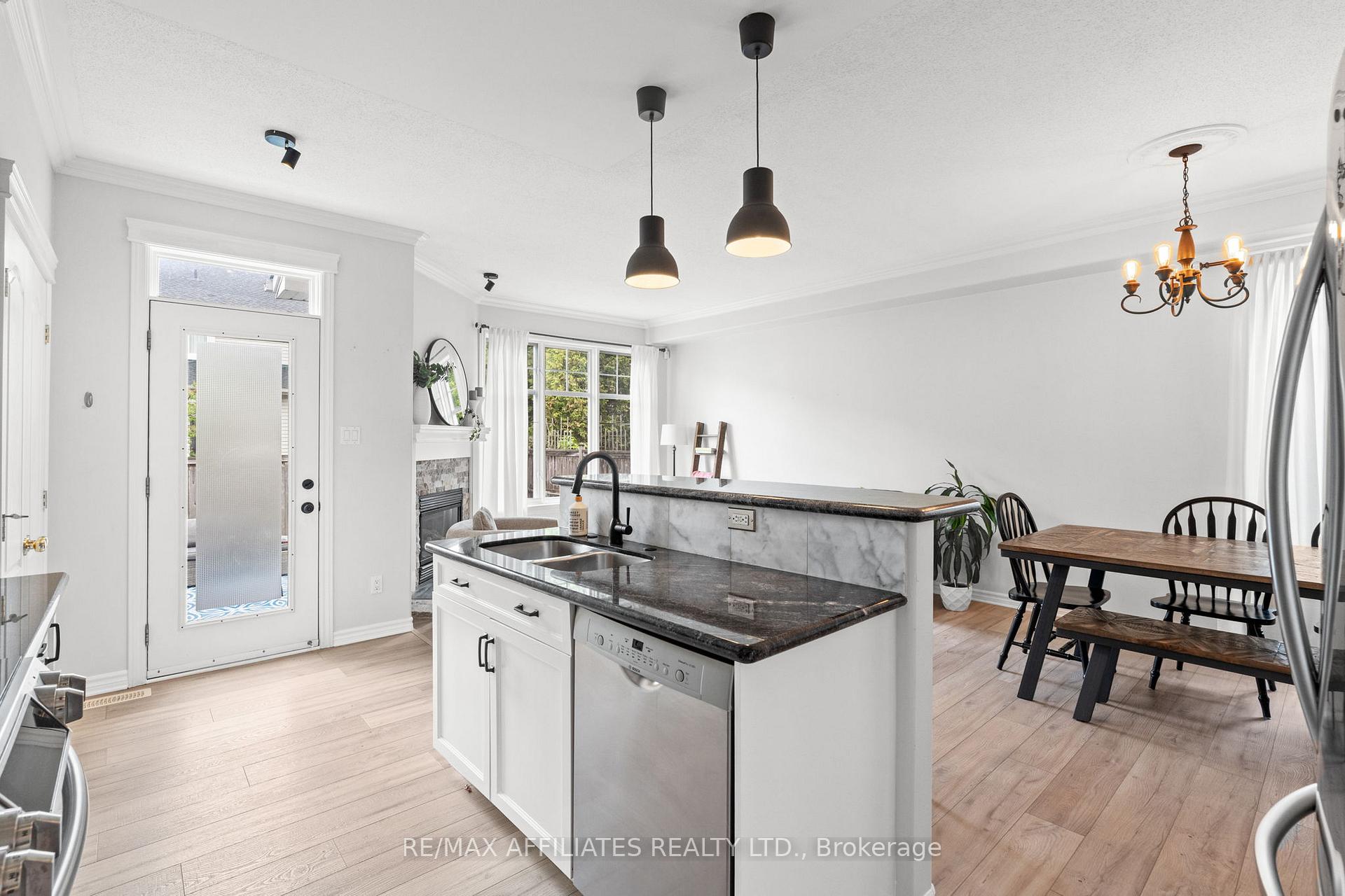 Photo 14 of 110 Waterbridge Drive, Ottawa, Barrhaven East — HOMEH