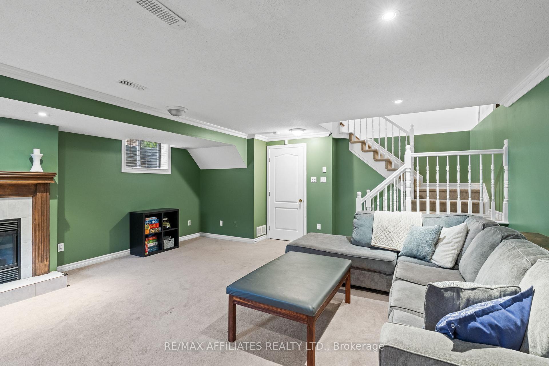 Photo 35 of 110 Waterbridge Drive, Ottawa, Barrhaven East — HOMEH
