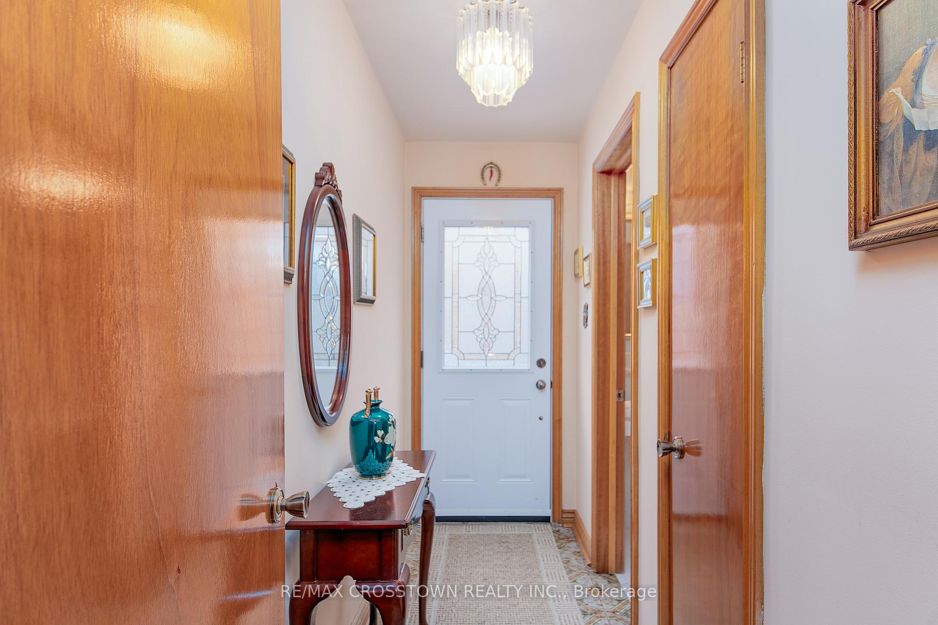 Photo 22 of 83 Jules Avenue, Vaughan, East Woodbridge — HOMEH