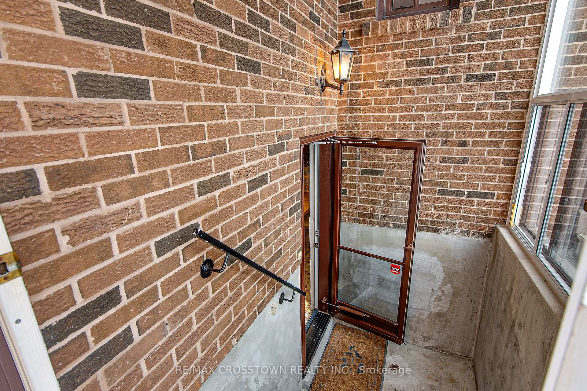 Photo 36 of 83 Jules Avenue, Vaughan, East Woodbridge — HOMEH